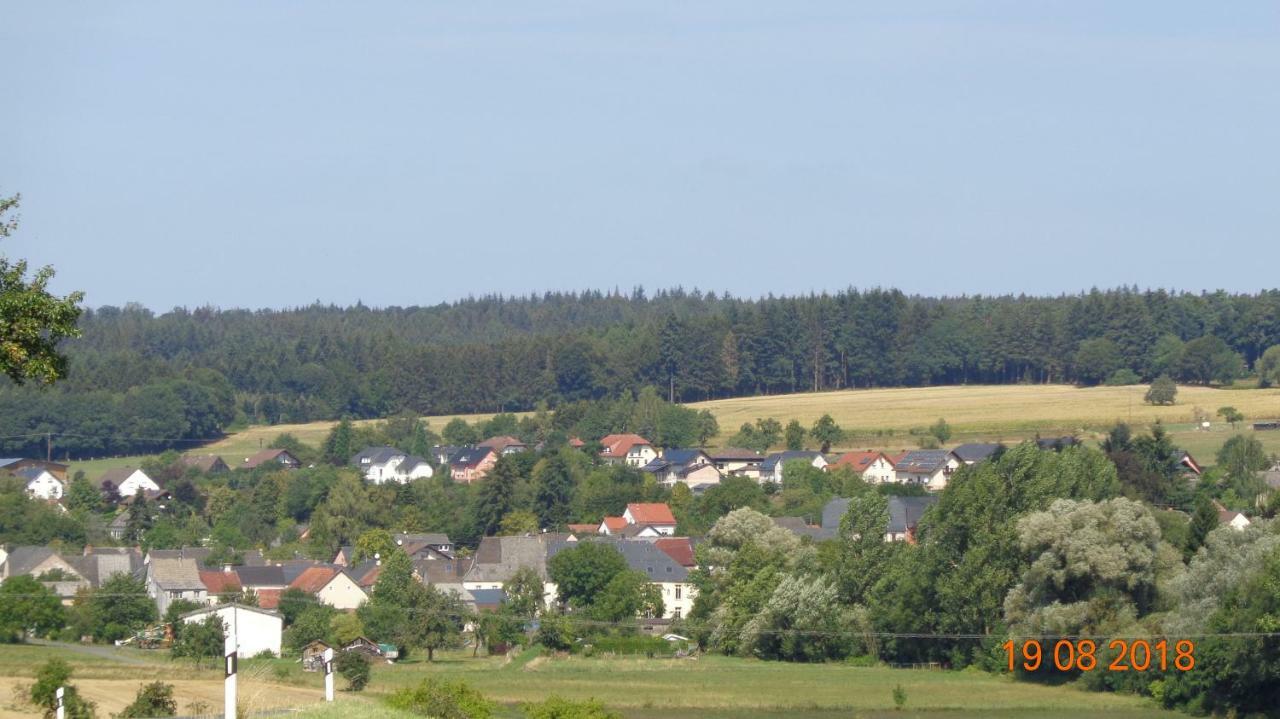 Вілла Eifel Ferienhaus Anne Oberkail Екстер'єр фото